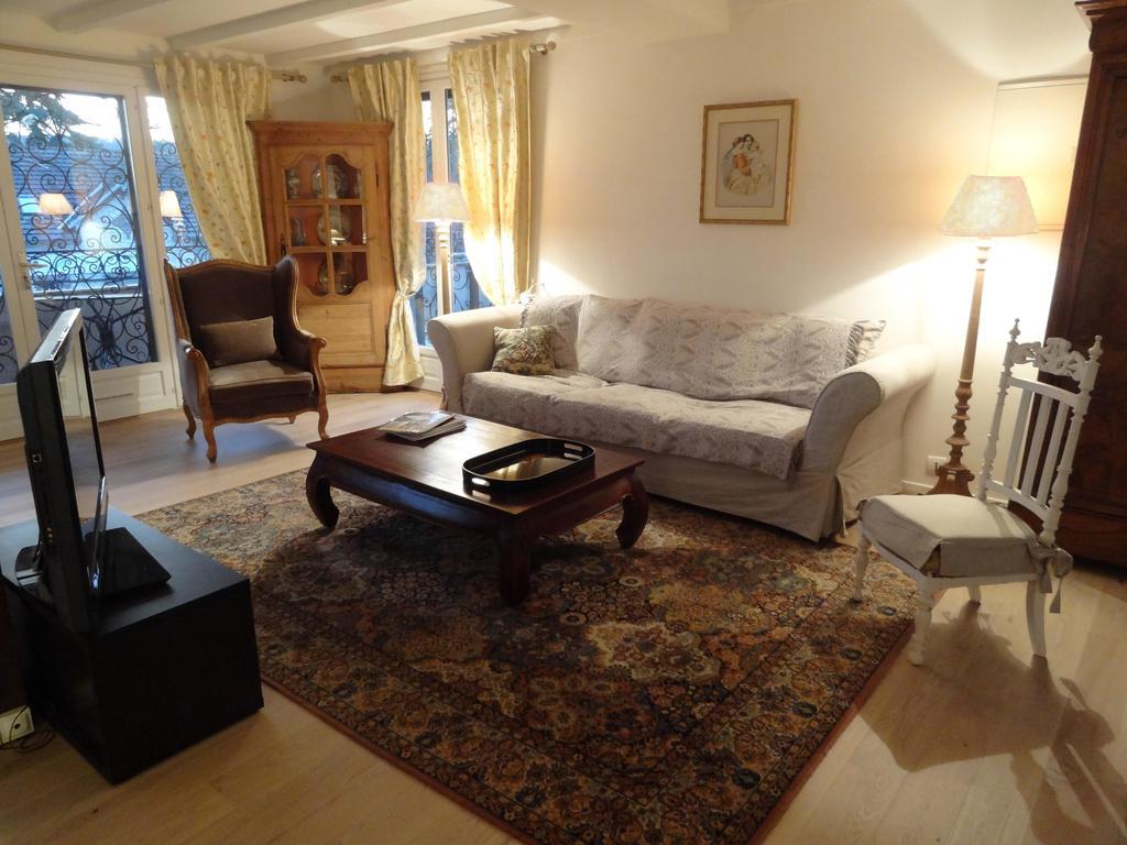 Le Loft Campagnard Apartment จีแวร์นี ห้อง รูปภาพ
